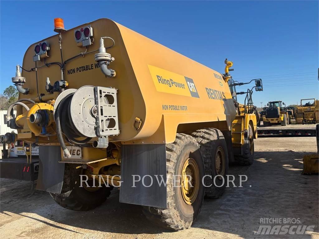CAT 725WW Грузовики-цистерны