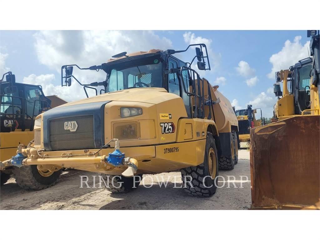 CAT 725WW Грузовики-цистерны