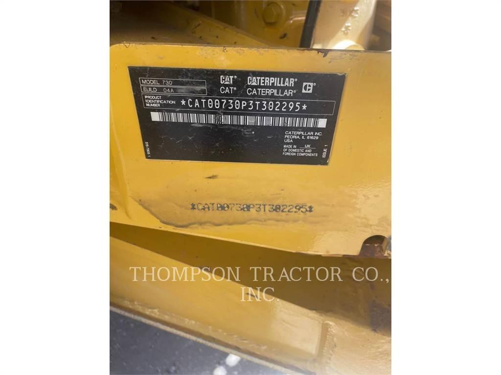 CAT 730 Шарнирно-сочленённые самосвалы