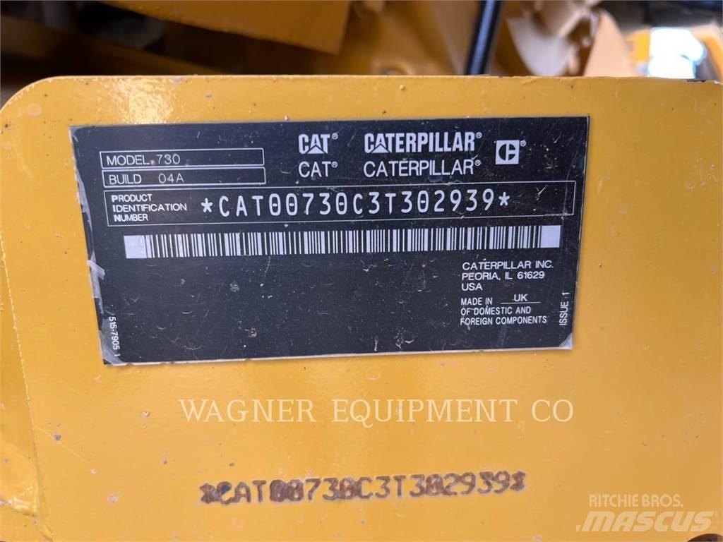 CAT 730 Шарнирно-сочленённые самосвалы