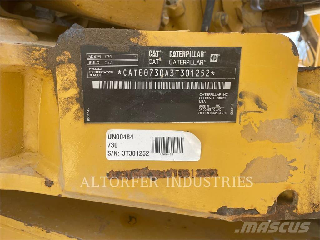 CAT 730 Шарнирно-сочленённые самосвалы