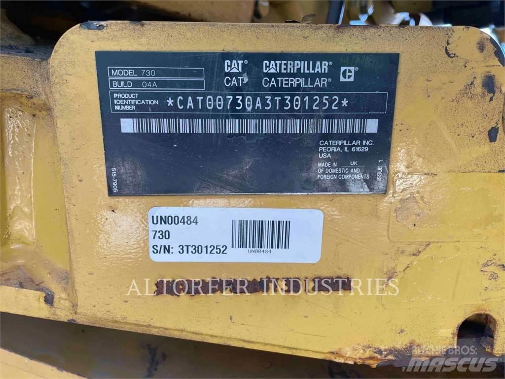 CAT 730 Шарнирно-сочленённые самосвалы