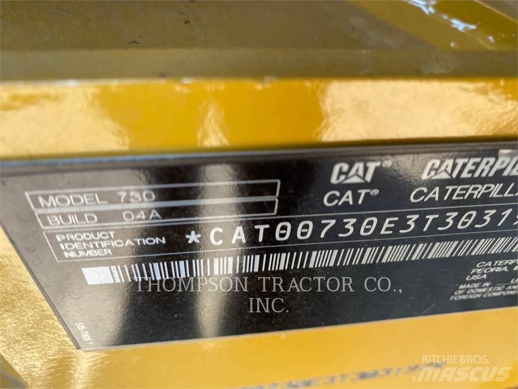 CAT 730 Шарнирно-сочленённые самосвалы