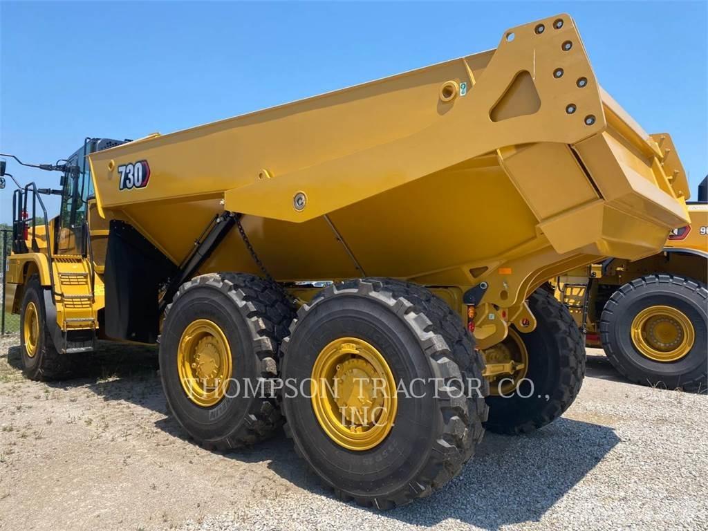 CAT 730 Шарнирно-сочленённые самосвалы