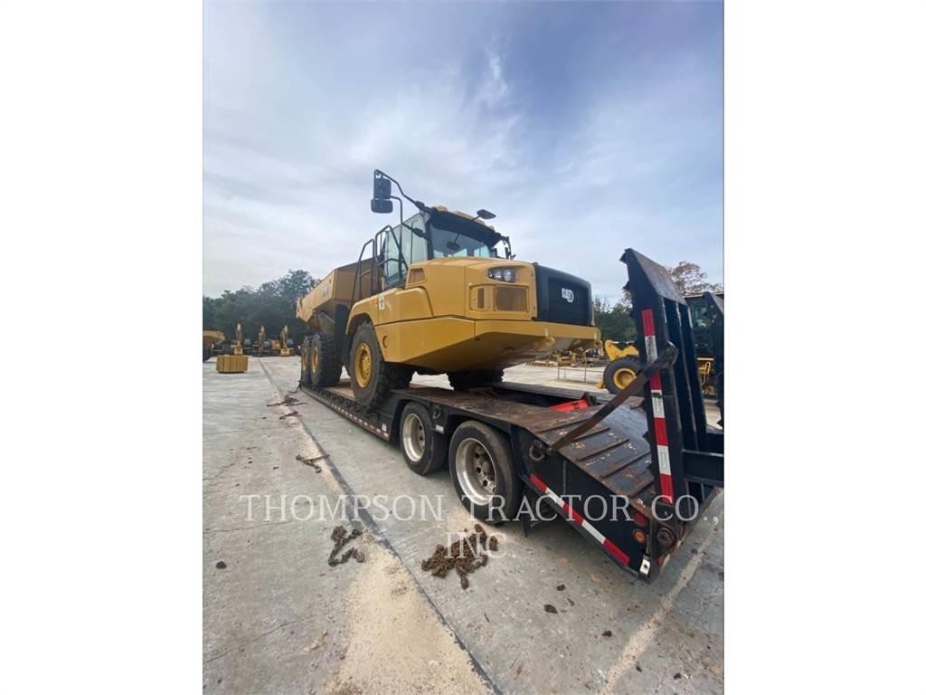 CAT 730 Шарнирно-сочленённые самосвалы