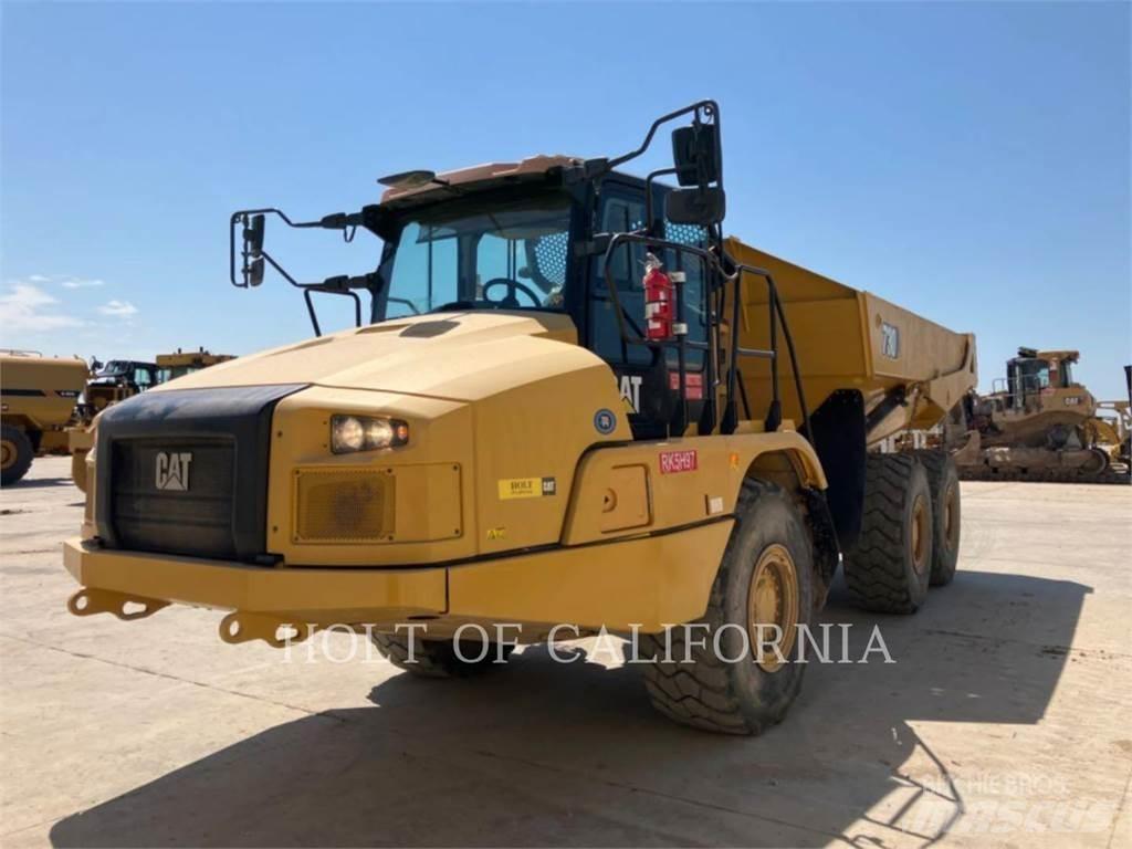 CAT 730 Шарнирно-сочленённые самосвалы