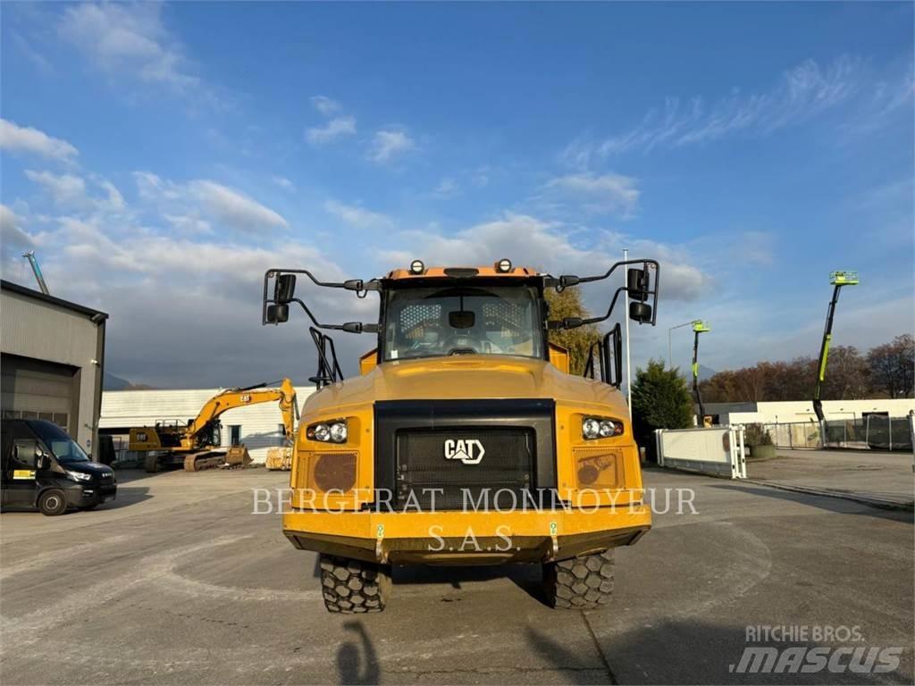 CAT 730 Шарнирно-сочленённые самосвалы
