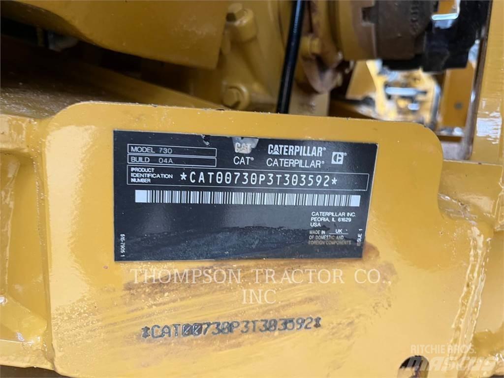 CAT 730 Шарнирно-сочленённые самосвалы