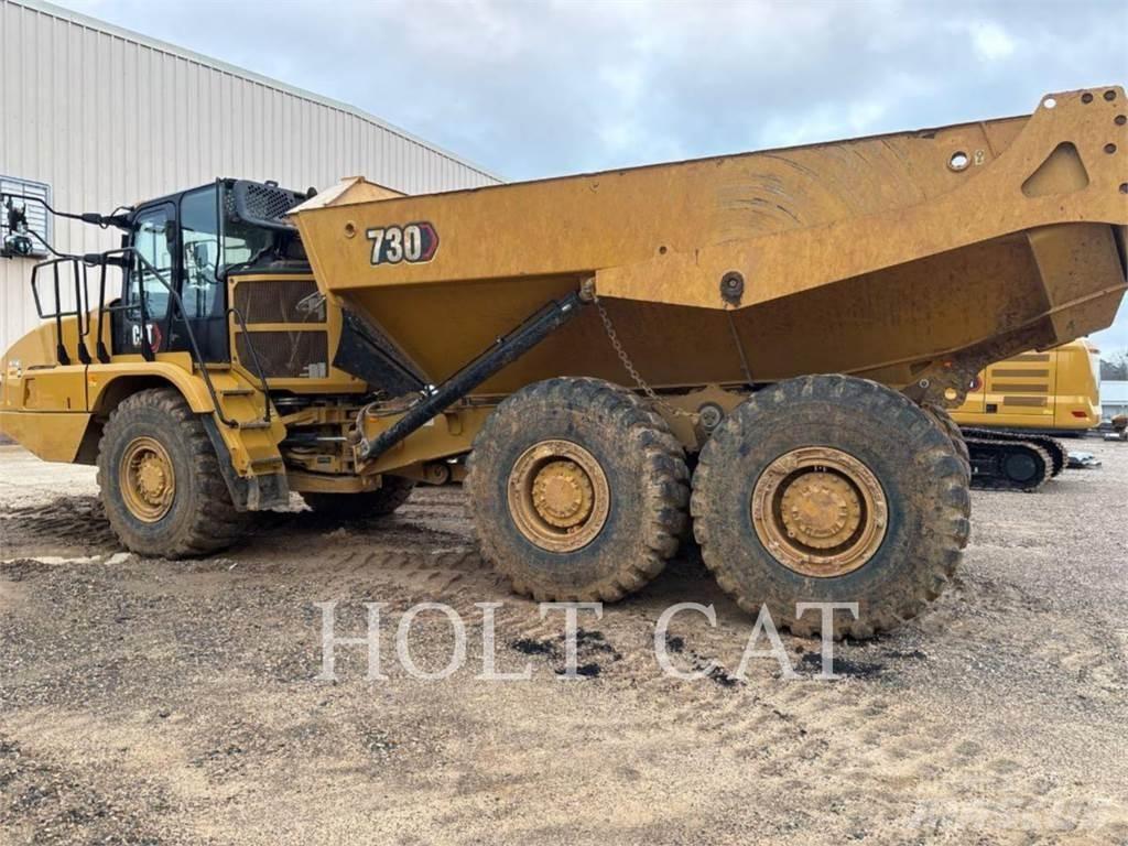 CAT 730 Шарнирно-сочленённые самосвалы