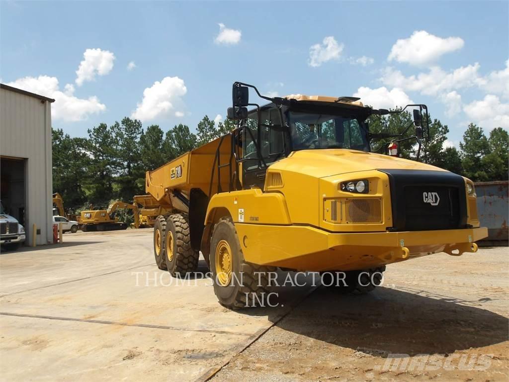 CAT 730 Шарнирно-сочленённые самосвалы