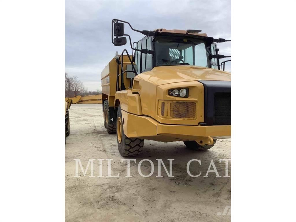 CAT 730 Шарнирно-сочленённые самосвалы
