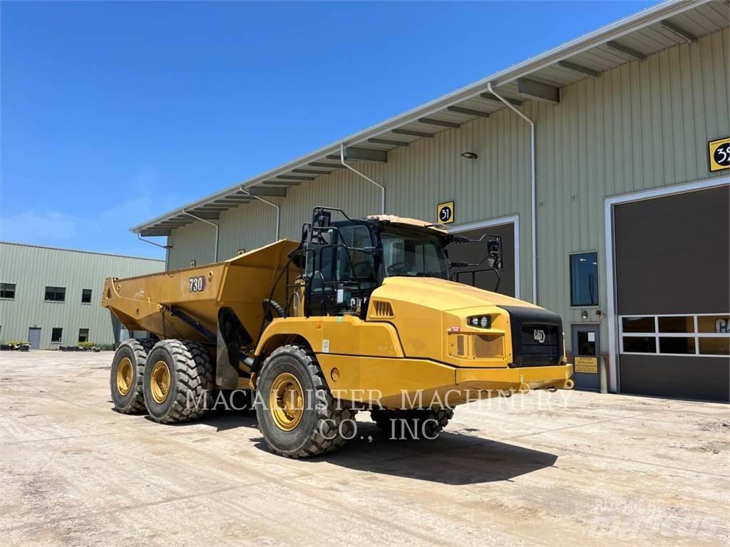 CAT 730 Шарнирно-сочленённые самосвалы