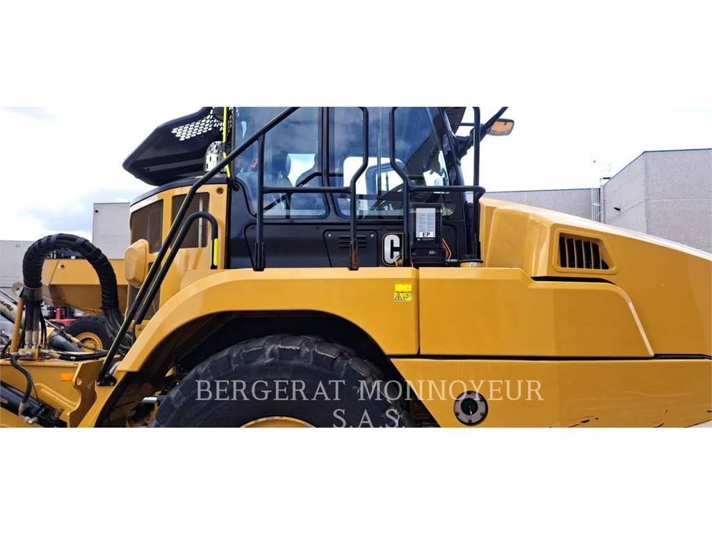 CAT 730 Шарнирно-сочленённые самосвалы