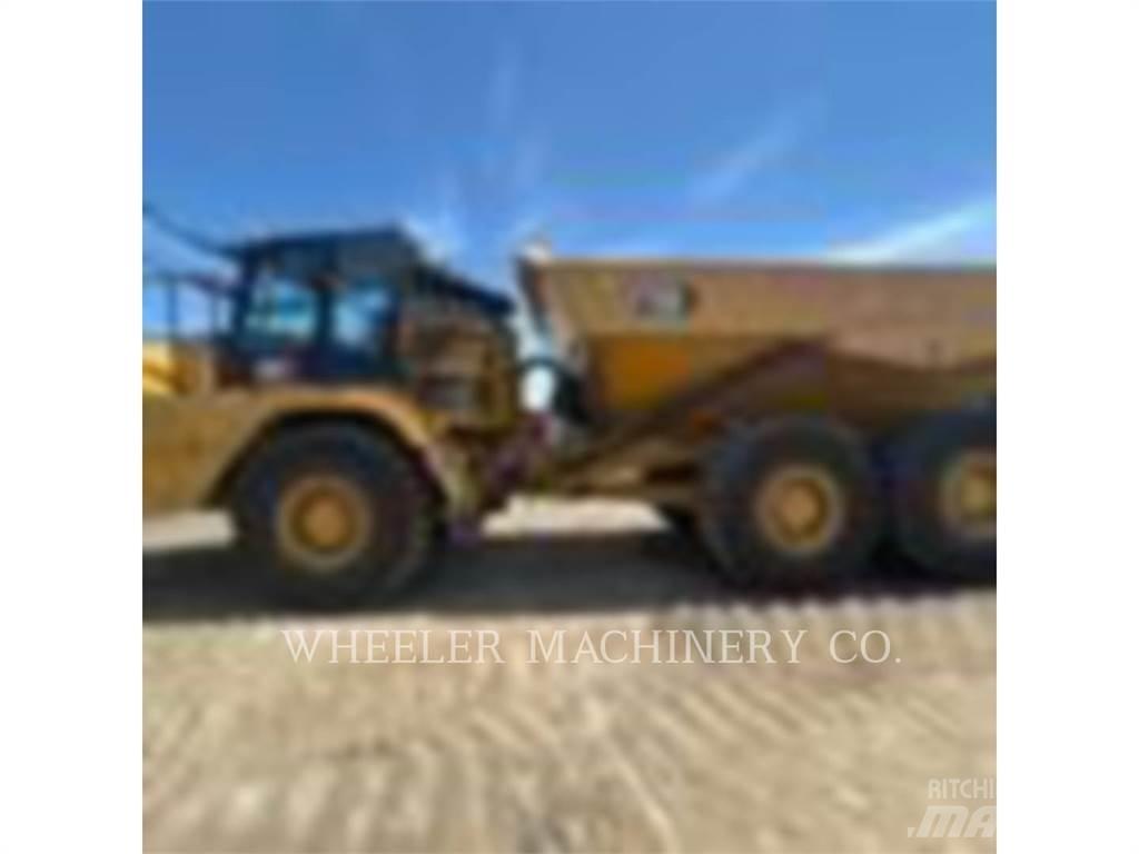 CAT 730 Шарнирно-сочленённые самосвалы