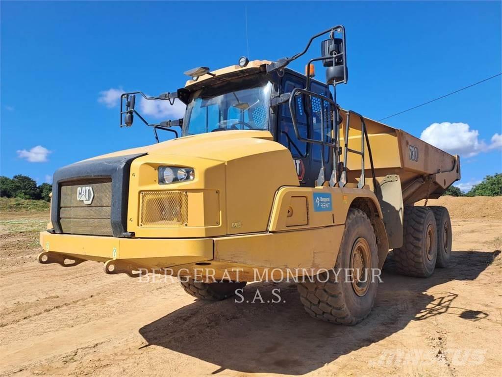 CAT 730 Шарнирно-сочленённые самосвалы