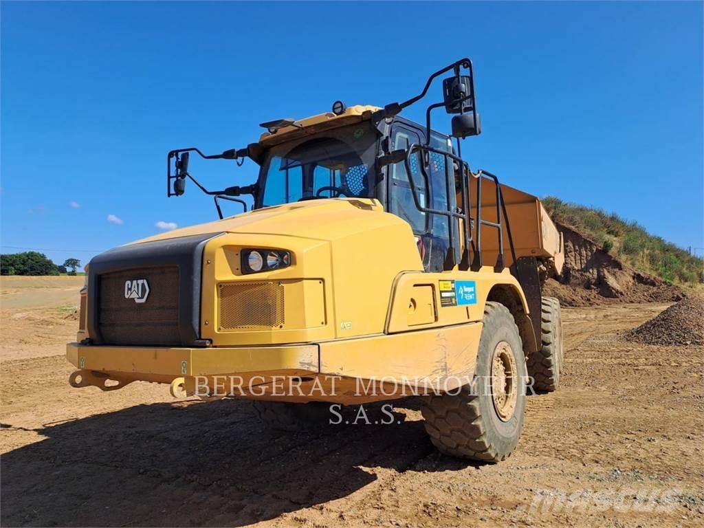 CAT 730 Шарнирно-сочленённые самосвалы