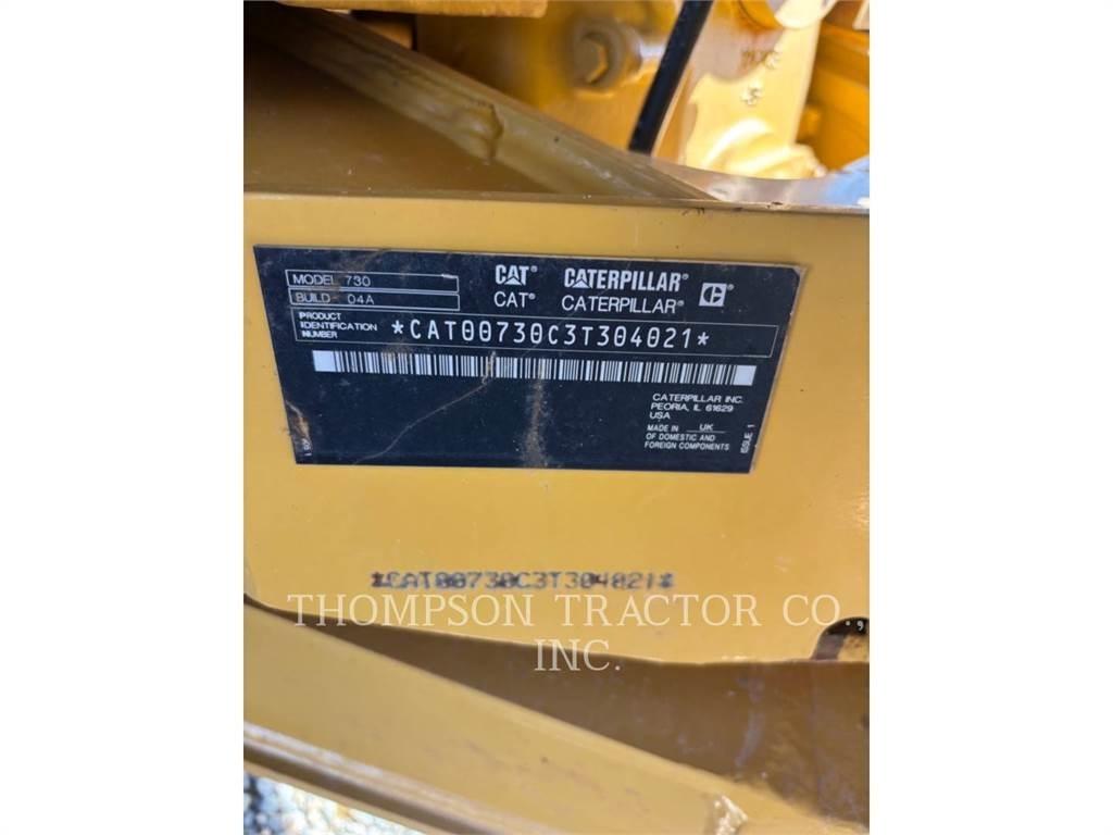 CAT 730 Шарнирно-сочленённые самосвалы
