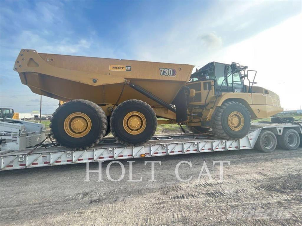 CAT 730 Шарнирно-сочленённые самосвалы