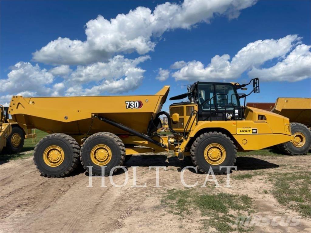 CAT 730 Шарнирно-сочленённые самосвалы