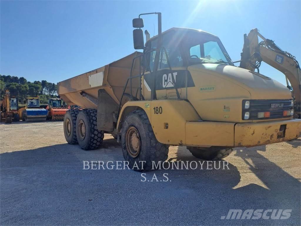 CAT 730 Шарнирно-сочленённые самосвалы