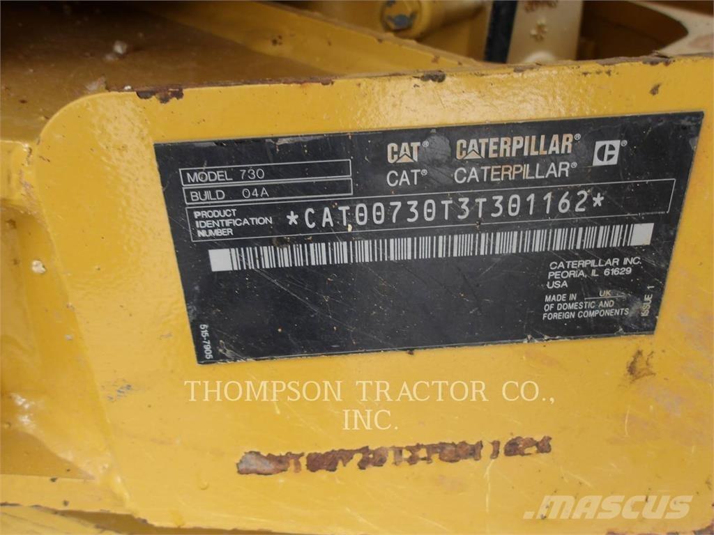 CAT 730 Шарнирно-сочленённые самосвалы