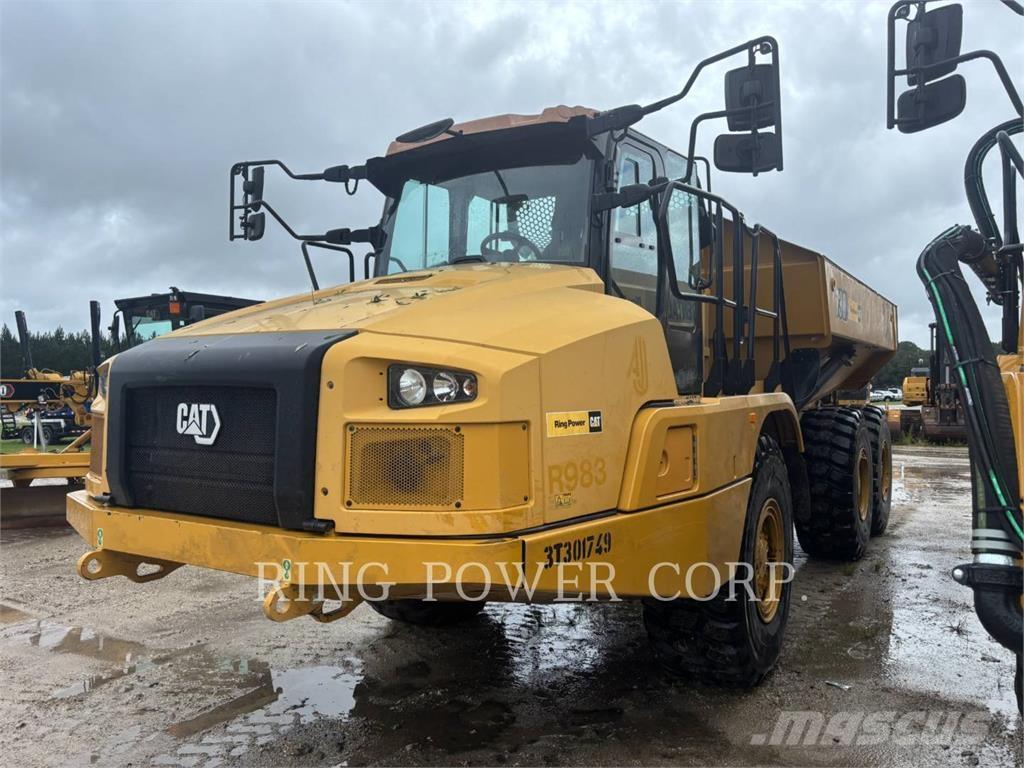 CAT 730 Шарнирно-сочленённые самосвалы