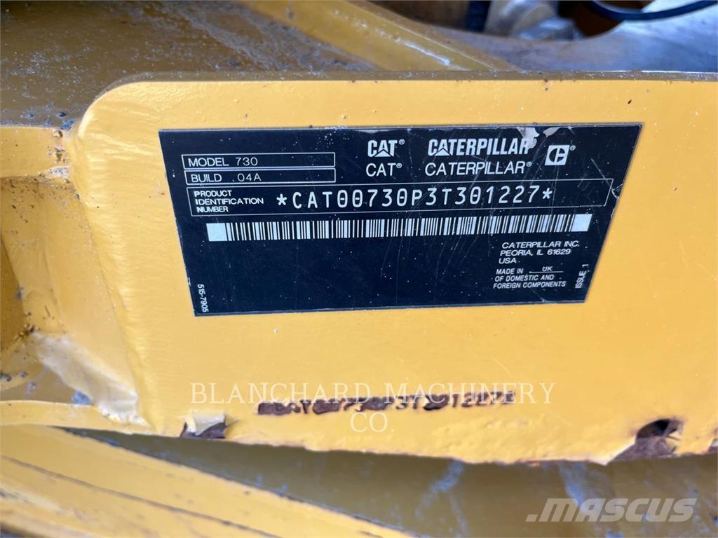 CAT 730 Шарнирно-сочленённые самосвалы