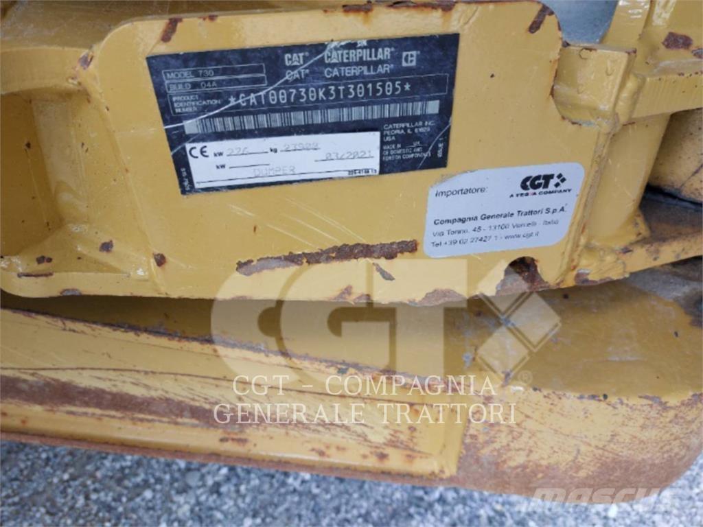 CAT 730 Шарнирно-сочленённые самосвалы