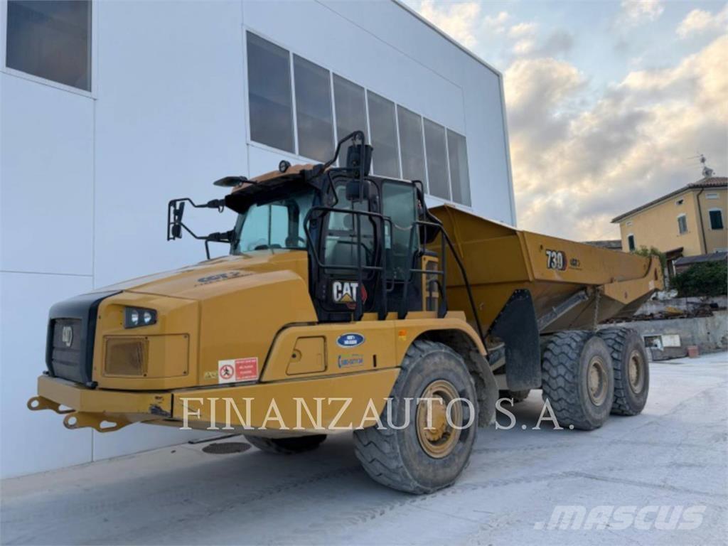 CAT 730 Шарнирно-сочленённые самосвалы