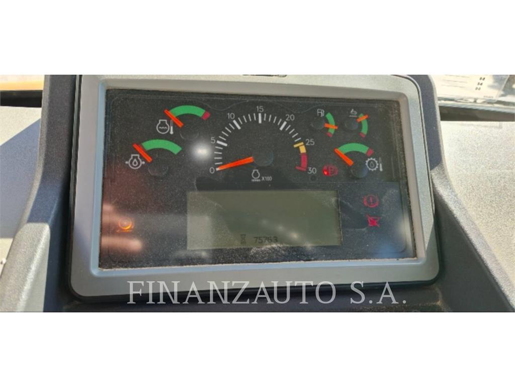 CAT 730 Шарнирно-сочленённые самосвалы