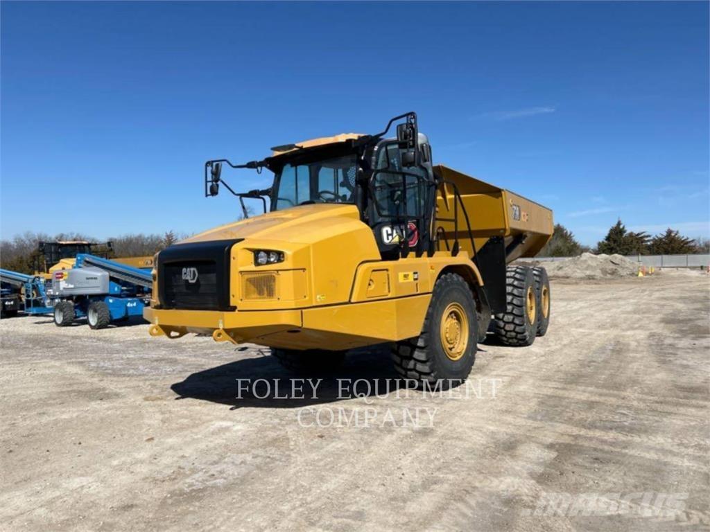 CAT 730-04 Шарнирно-сочленённые самосвалы