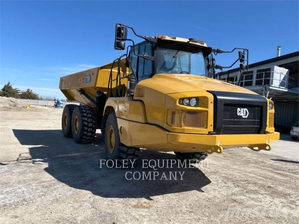 CAT 730-04 Шарнирно-сочленённые самосвалы