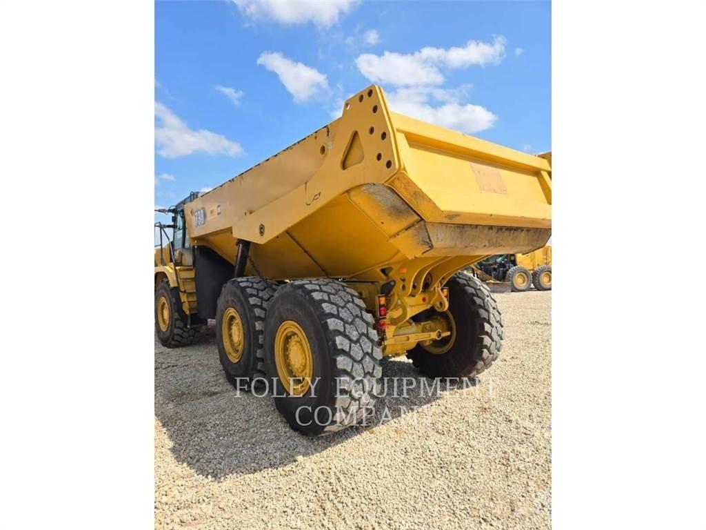 CAT 730-04 Шарнирно-сочленённые самосвалы