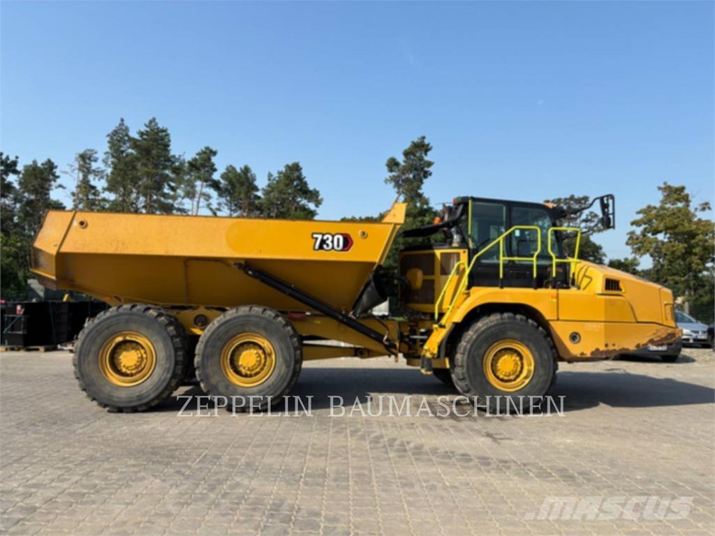 CAT 730-04A Шарнирно-сочленённые самосвалы