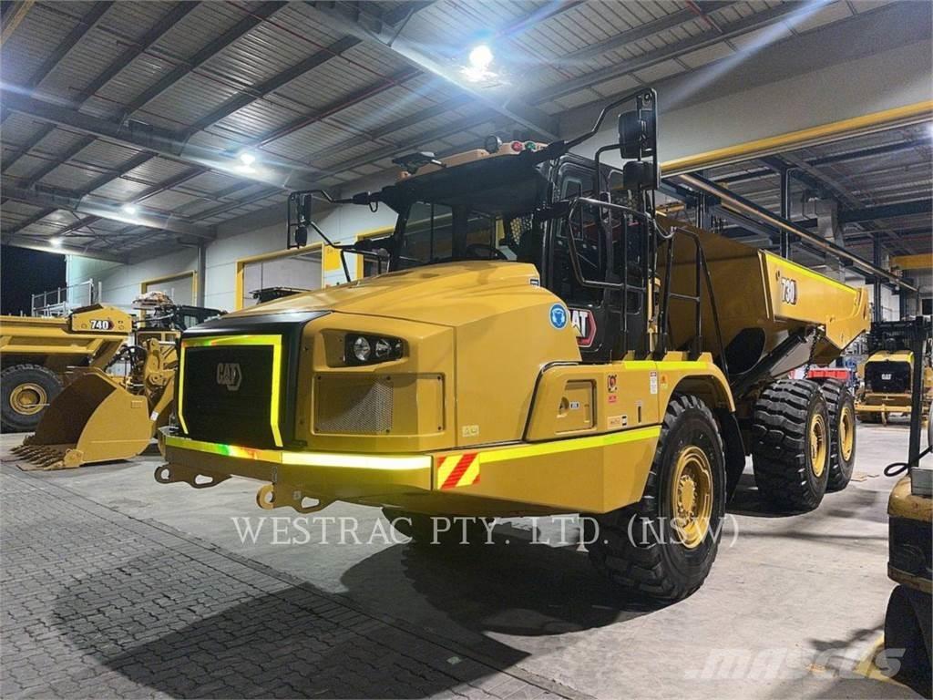 CAT 730-04LRC Шарнирно-сочленённые самосвалы