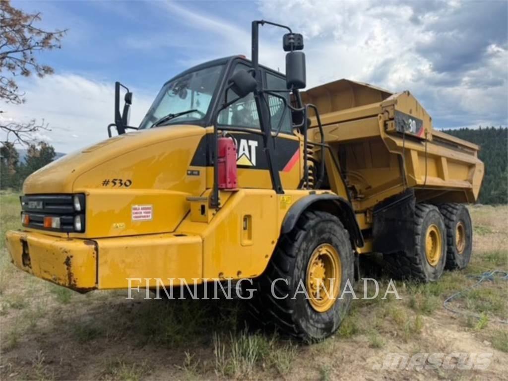 CAT 730 EJ Шарнирно-сочленённые самосвалы