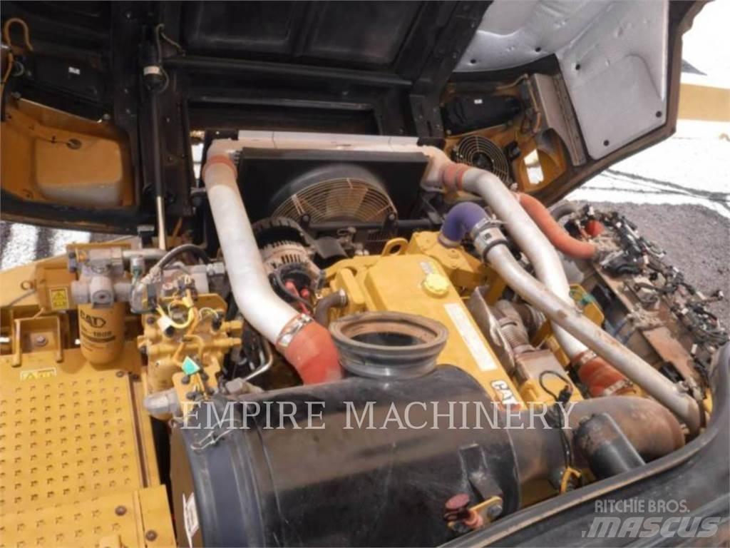 CAT 730 TG Шарнирно-сочленённые самосвалы