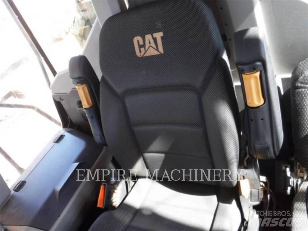 CAT 730 TG Шарнирно-сочленённые самосвалы