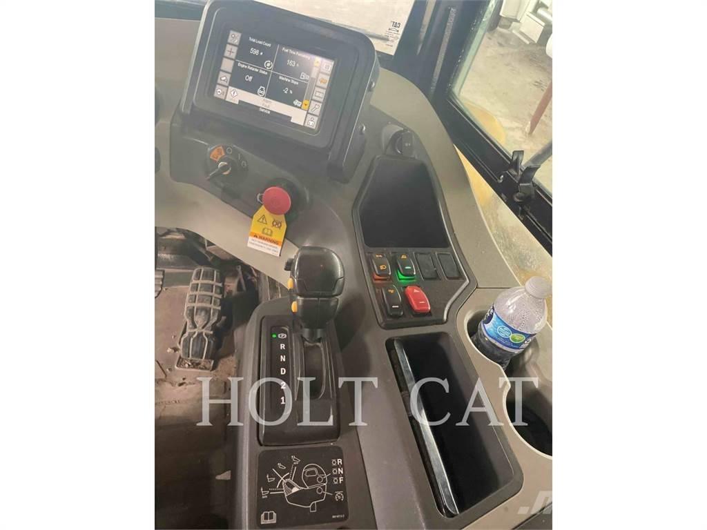 CAT 73004 Шарнирно-сочленённые самосвалы