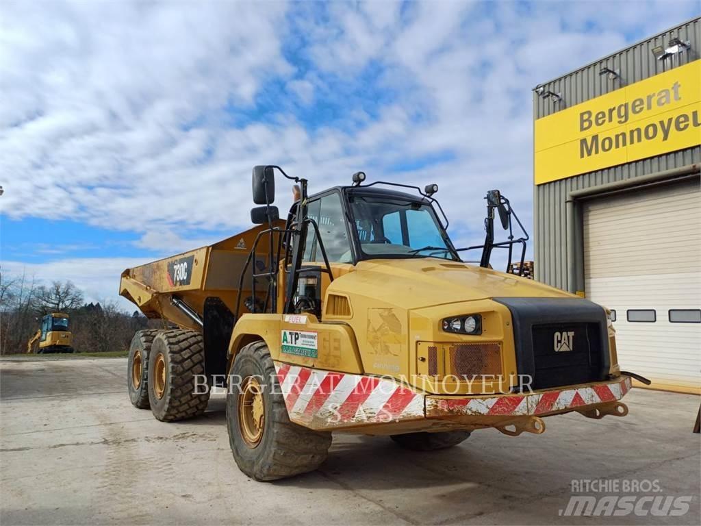 CAT 730C Шарнирно-сочленённые самосвалы