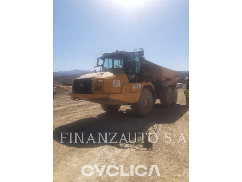 CAT 730C Шарнирно-сочленённые самосвалы