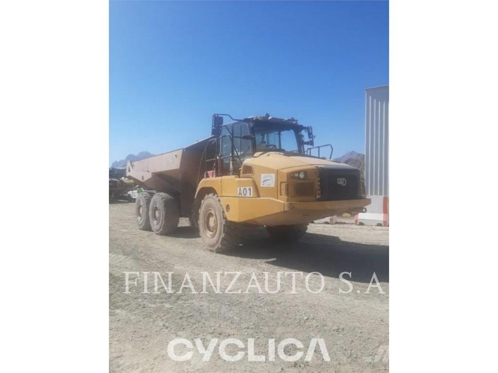 CAT 730C Шарнирно-сочленённые самосвалы
