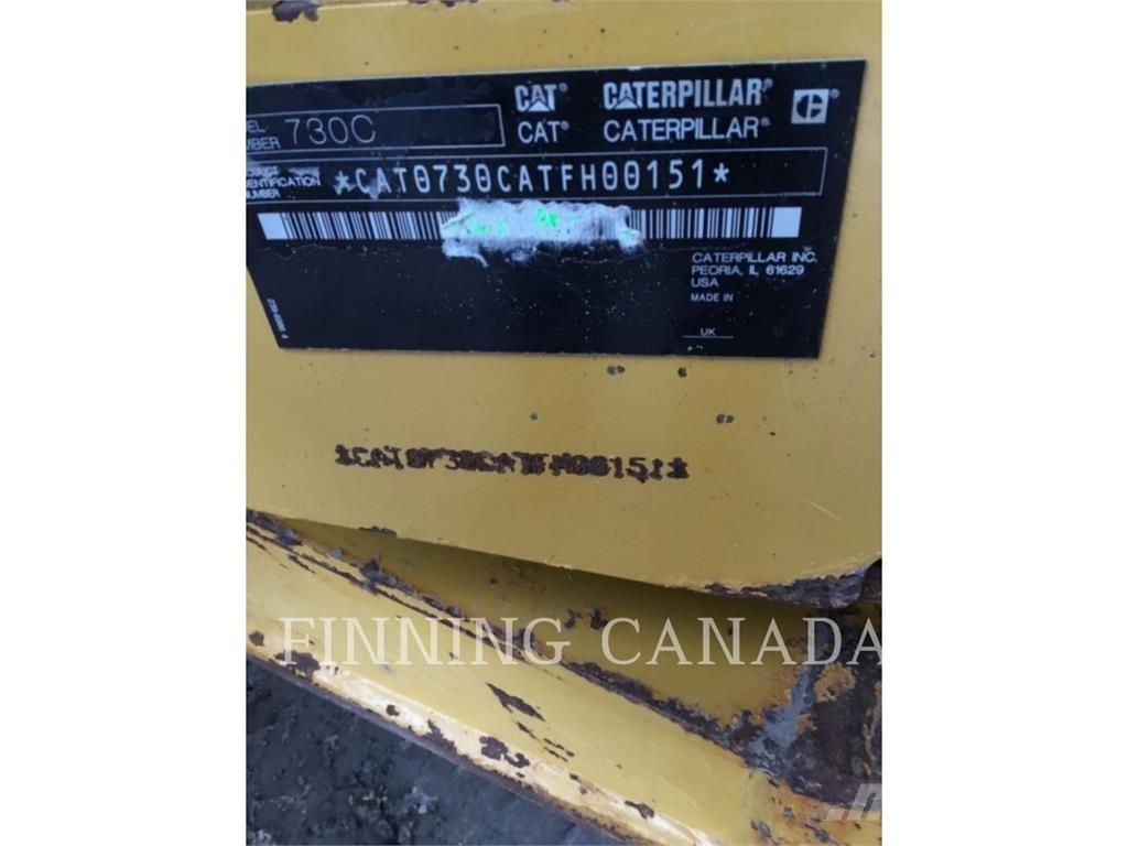 CAT 730C Шарнирно-сочленённые самосвалы
