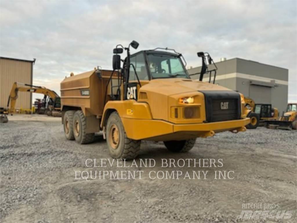 CAT 730C WW Поливочные машины