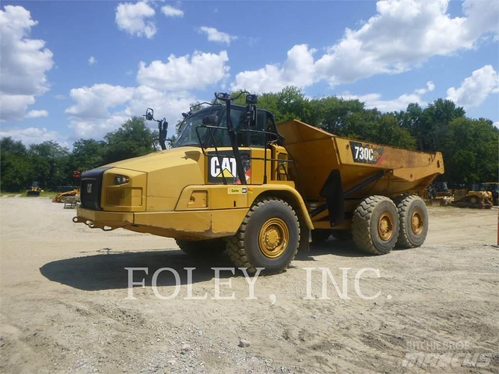 CAT 730C2 Шарнирно-сочленённые самосвалы