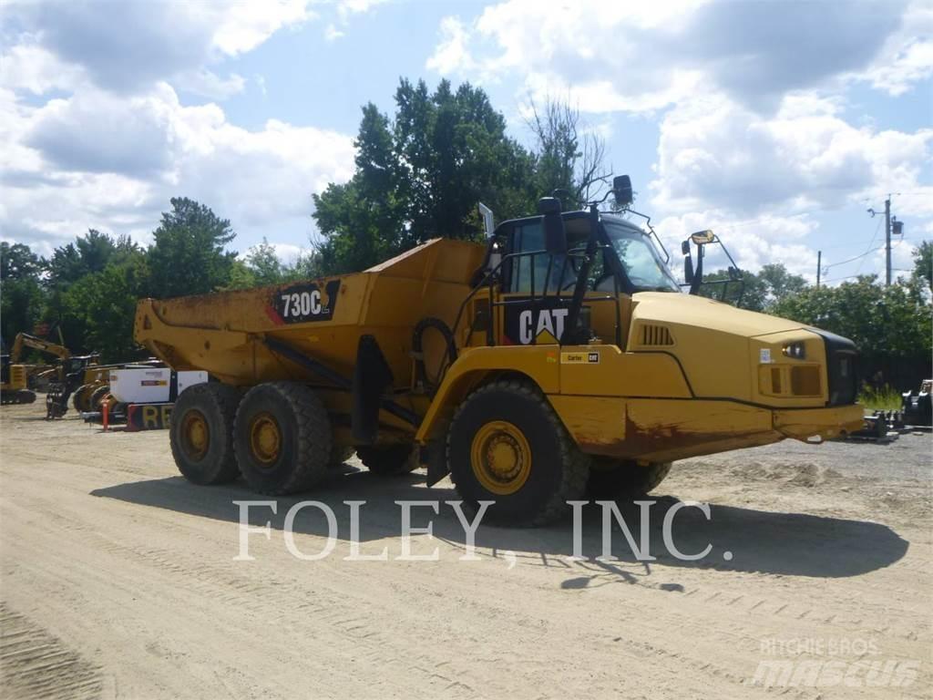 CAT 730C2 Шарнирно-сочленённые самосвалы