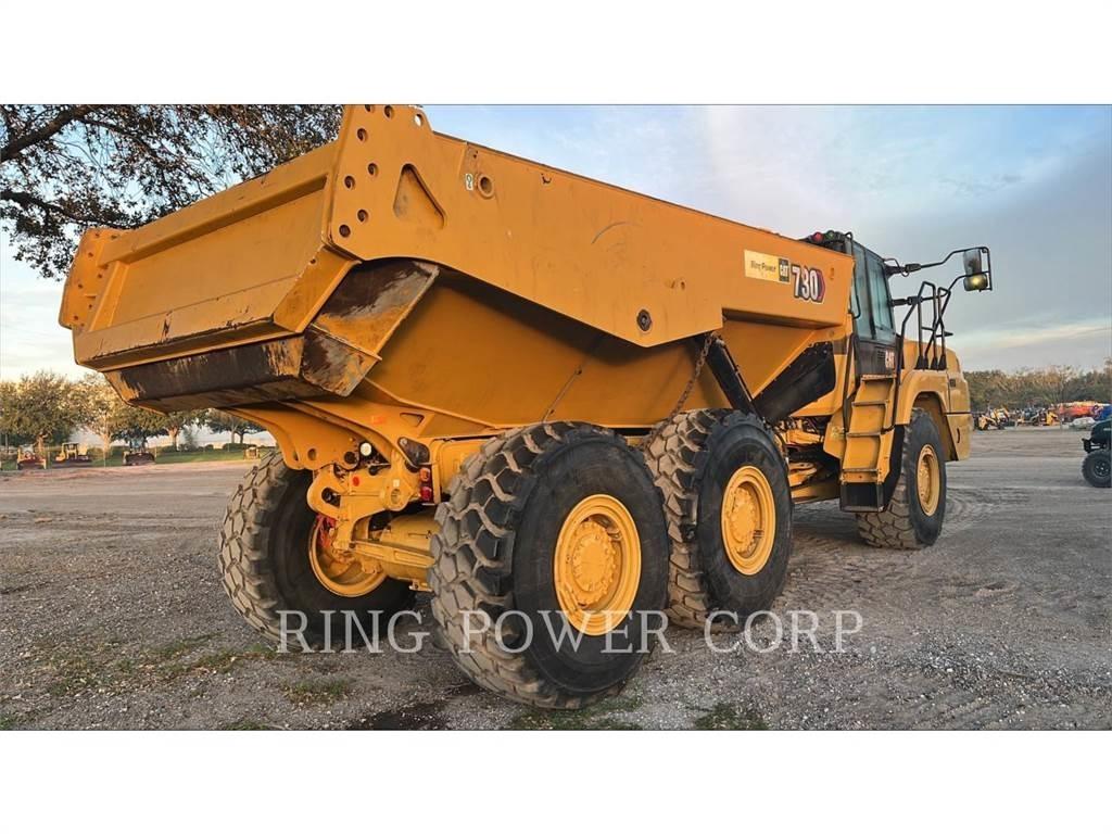 CAT 730TG Шарнирно-сочленённые самосвалы