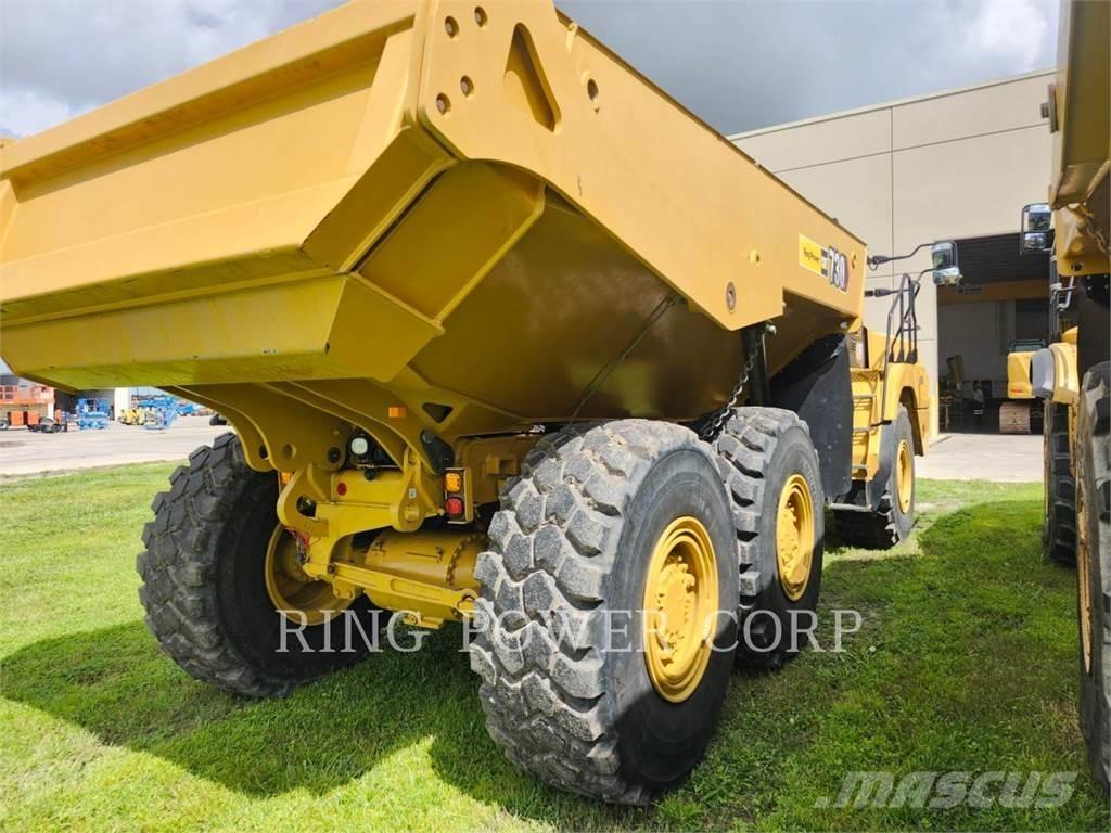 CAT 730TG Шарнирно-сочленённые самосвалы
