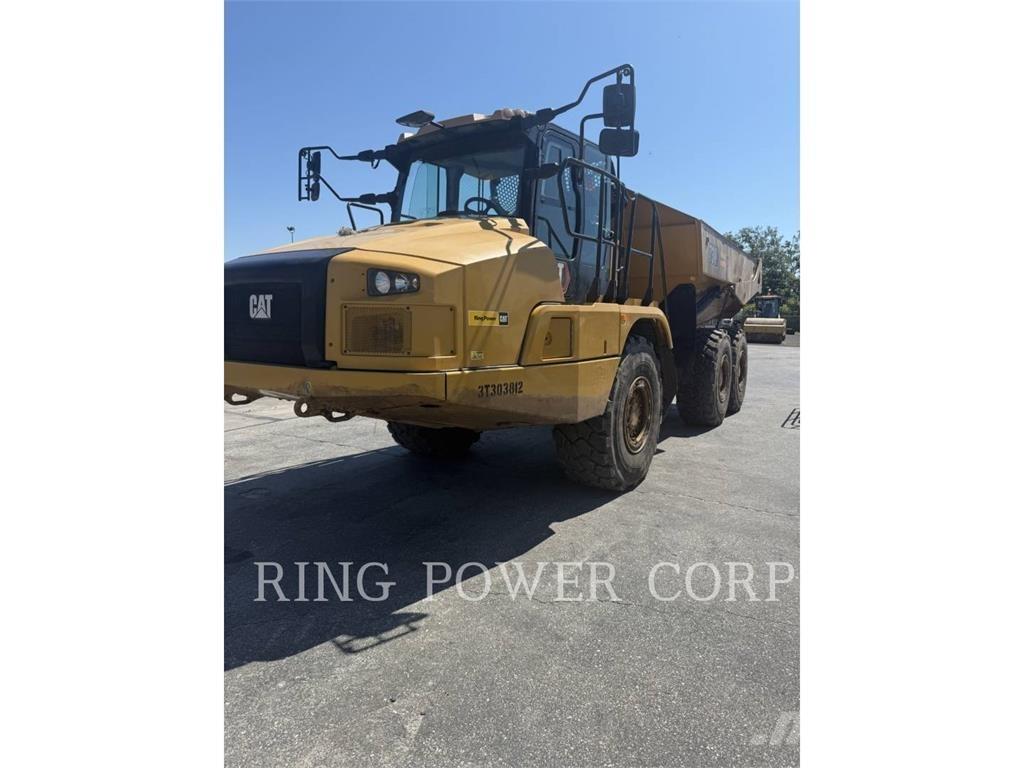 CAT 730TG Шарнирно-сочленённые самосвалы