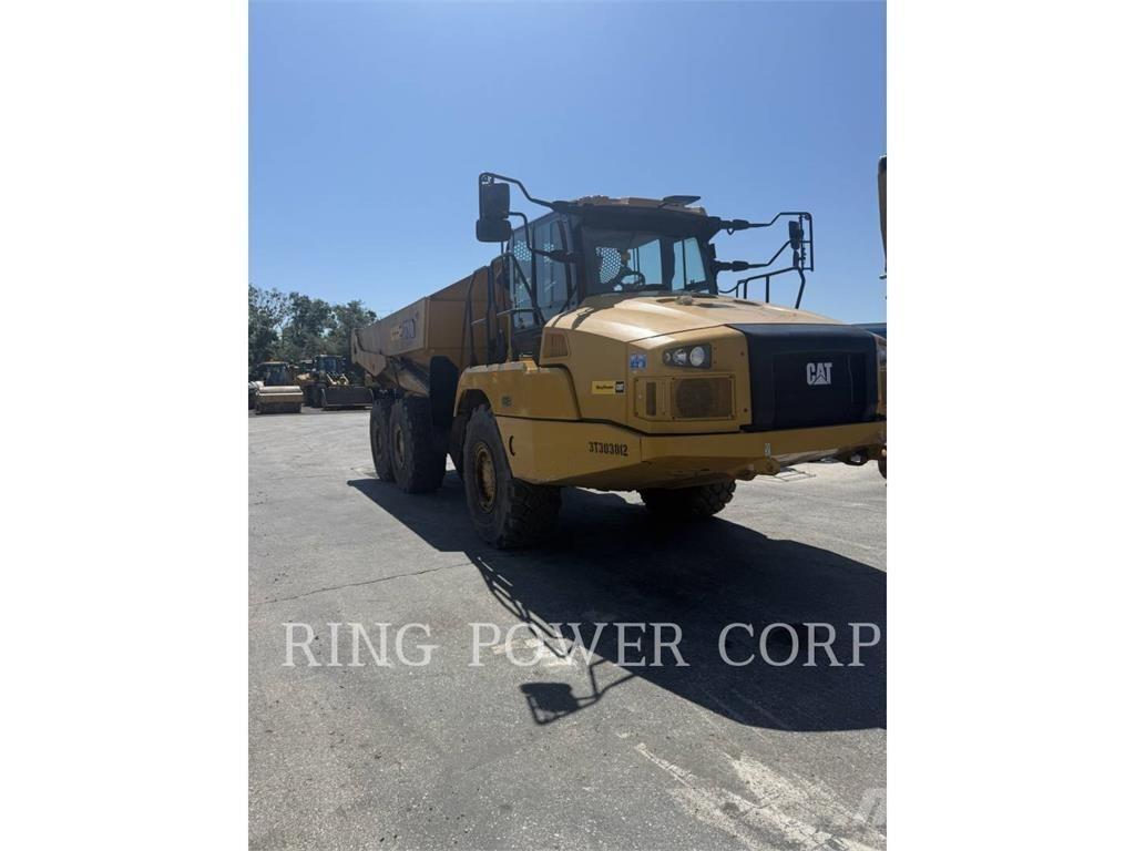 CAT 730TG Шарнирно-сочленённые самосвалы